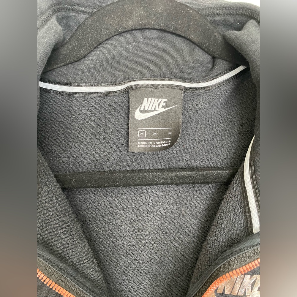 Nike Air Women’s Black Rose Gold Half Zip Pullover Sweatshirt Size M - Picture 3 of 6